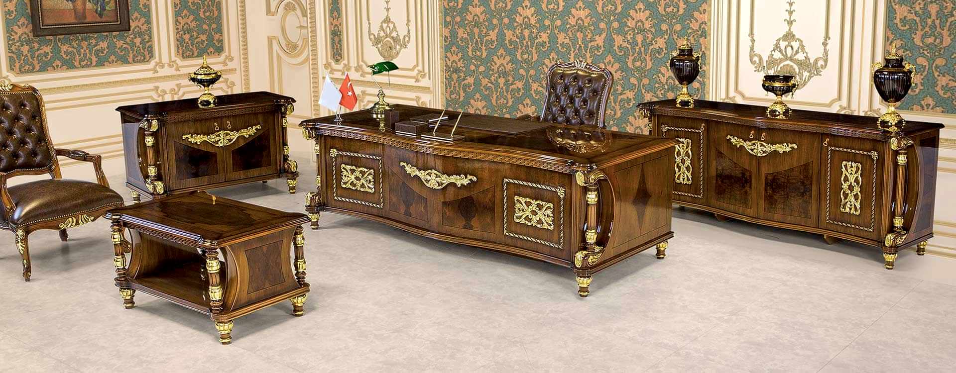 Generosa Vip Executive Desk Set