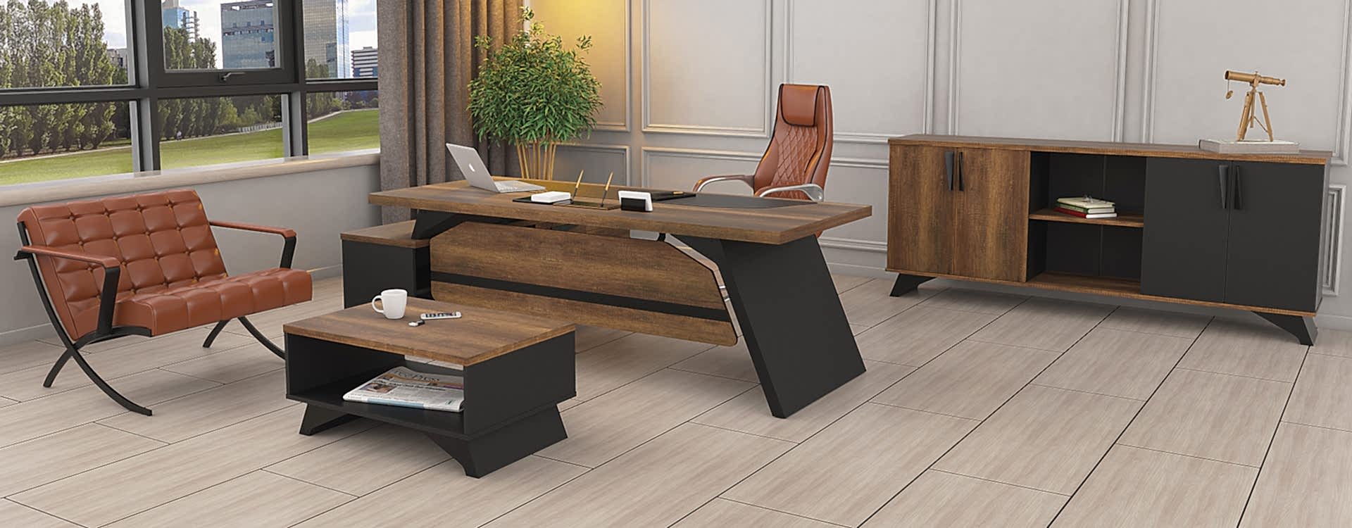 Pegasus Executive Desk Set